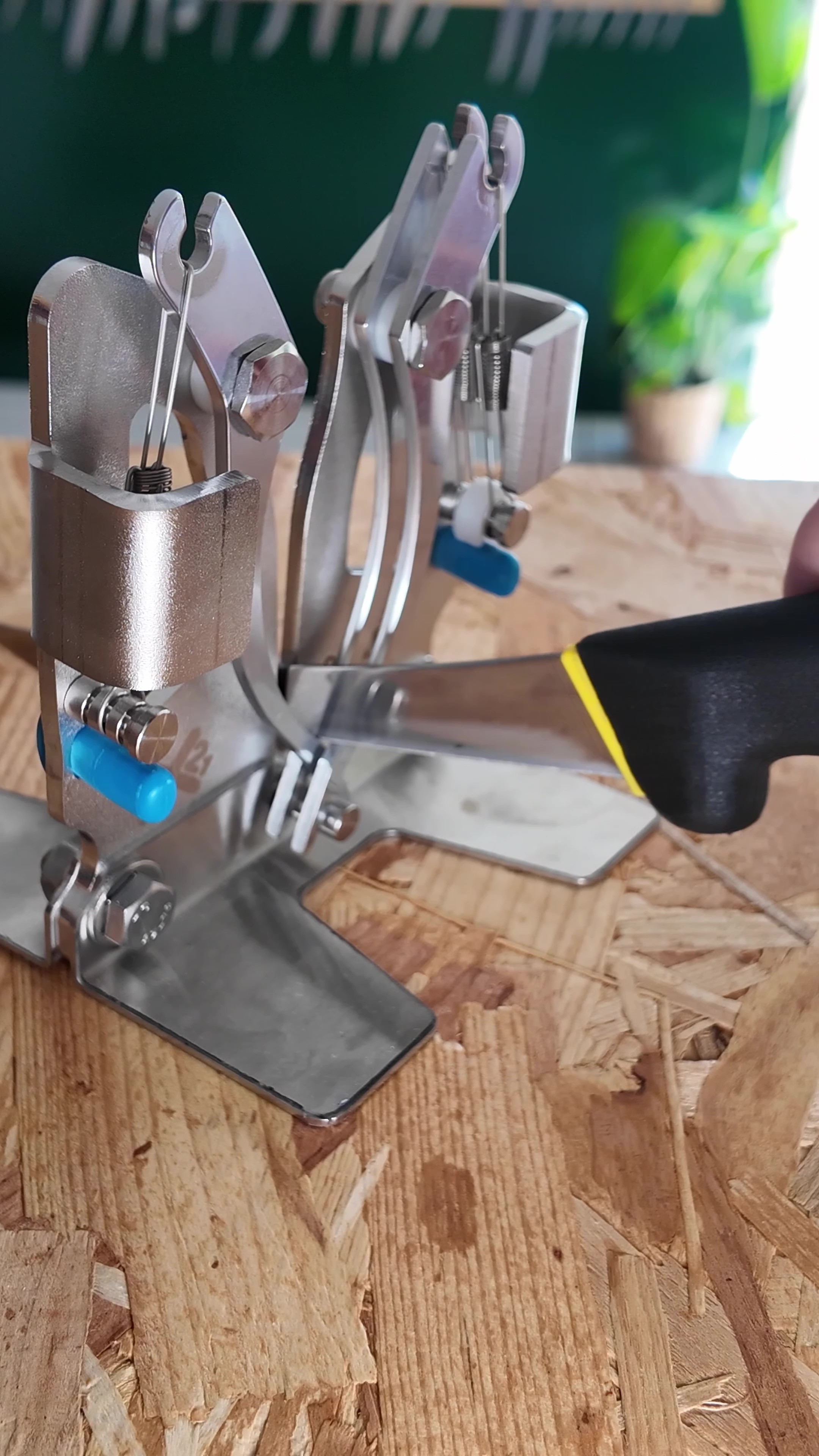 X1, X2, X21 : l'affilage au poste, sans expert dans l'atelier